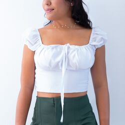 Yojanna Valera Blusa Karen Mangas Cortas