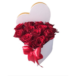 Arreglo de Corazón con Rosas